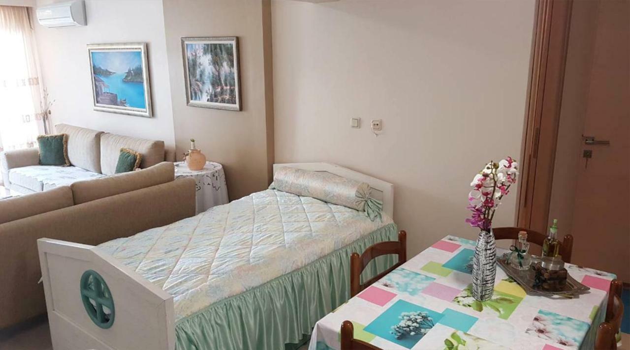 Maria'S Garden House Apartment Flogita Ngoại thất bức ảnh